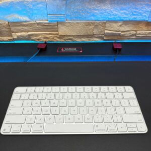 TASTATURA APPLE